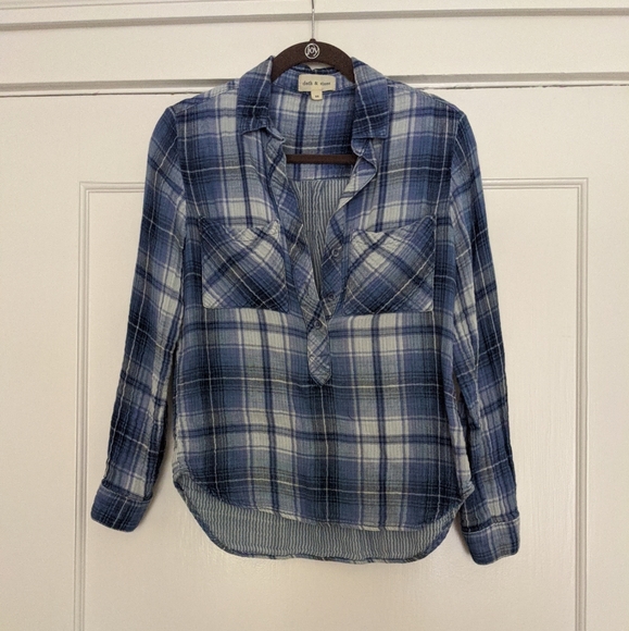 Anthropologie Tops - Anthropologie cotton gauze plaid popover
